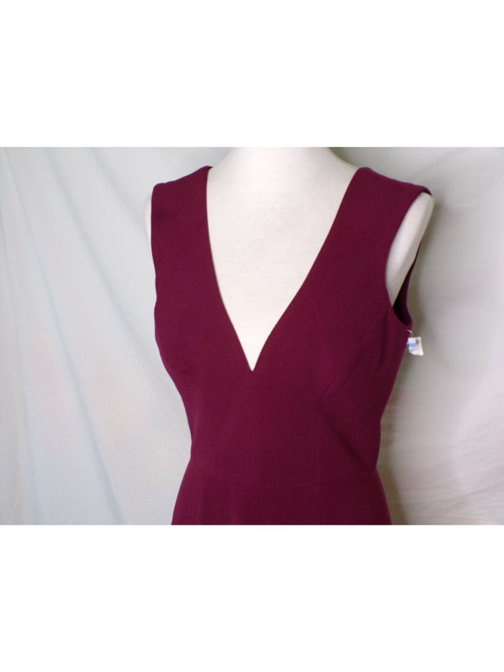 🆕DRESS THE POPULATION Plunge Sandra Trumpet Gown Dress Burgundy Medium 6 - Picture 7 of 12
